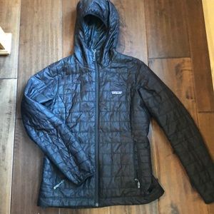 Patagonia hooded nano puff jacket